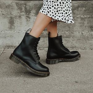 Dr. Martens 1460 8 Eye Combat Boot